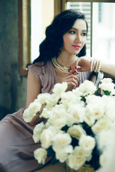 Minh Hà từng tham gia và thành công ở nhiều bộ phim về chủ đề ngoại tình. Gần đây nhất là bộ phim Hôn nhân trong ngõ hẹp
