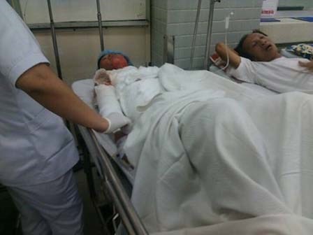 Không trả tiền mua rượu cho chồng, vợ bị thiêu sống