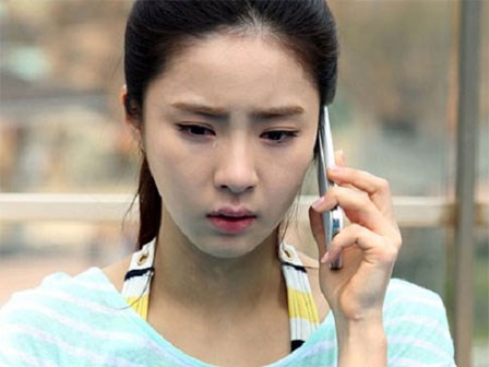 Ngỡ ngàng gặp lại người yêu sau 1 tháng xa nhau