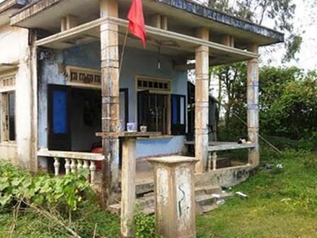 Kinh hoàng phát hiện mẹ chết, con nguy kịch giữa vũng máu