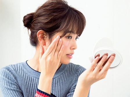 10 phút cải thiện tình trạng sụp mí mắt, giúp khuôn mặt trẻ trung