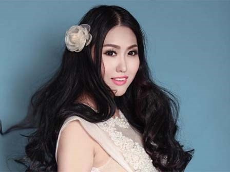 Phi Thanh Vân mua bảo hiểm 10 tỷ cho con trai