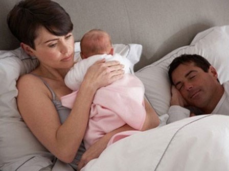 Dở khóc dở cười “chuyện ấy” của vợ chồng có con mọn