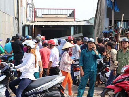 Bắt nghi can giết cô gái cắm đầu vào xô nước