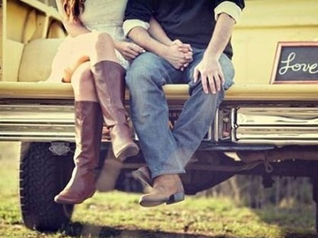 Tranh vui: Khác biệt mối tình trẻ con và tình yêu người lớn