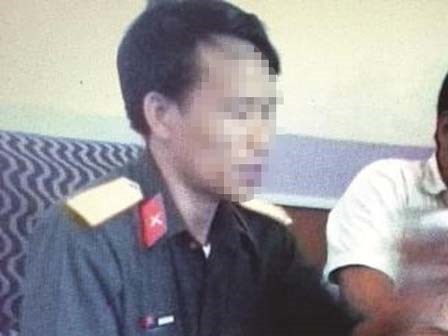 Người dọa nhà báo