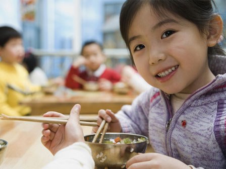 Đây là lý do khiến nhiều trẻ em Việt ăn mãi không tăng cân