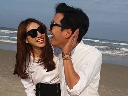 Nhã Phương bất ngờ xoá dòng trạng thái lần đầu nói yêu Trường Giang