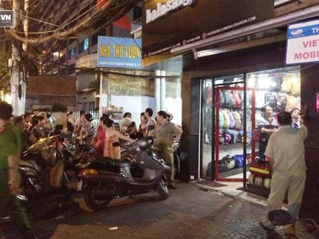 Cô gái 9x cứa cổ cô bán hàng cướp tiền: Người nhà nữ tặc nói gì?