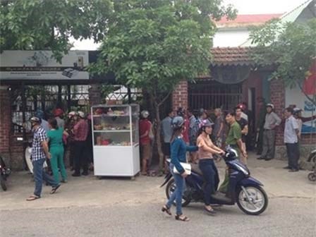 Thiếu phụ bị thiêu sống trong quán cà phê