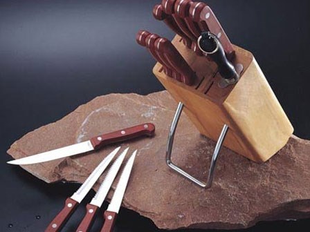 Đặt dao kéo tùy tiện, hại đủ mọi đường