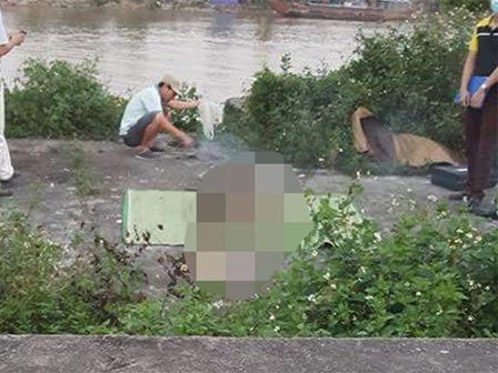 Bàng hoàng phát hiện thi thể nam giới mất đầu nổi lập lờ