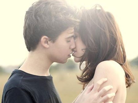 Cô ấy yêu tôi... chỉ để đáp ứng nhu cầu sinh lý