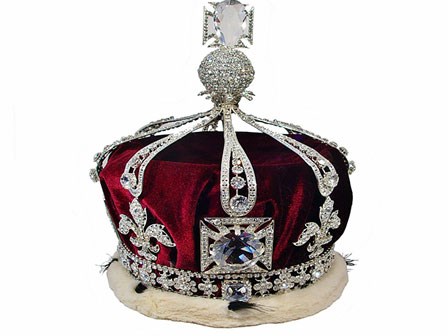 Truyền thuyết và lời nguyền về viên kim cương trên vương miện nữ hoàng Anh