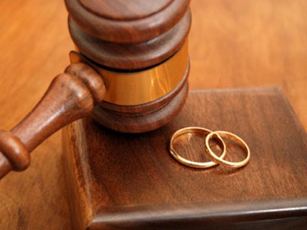 'Không cho tôi ly hôn, án mạng có thể xảy ra'