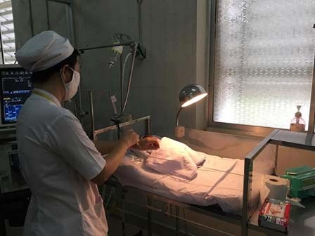 Sản phụ không tiền xin về nhà chết, được bệnh viện mổ cứu sống