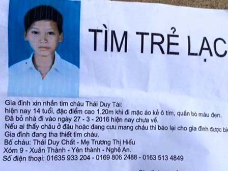 Bố đi khắp nơi dán thông báo tìm con ở các quán nét
