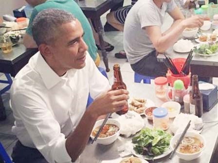 Điểm đặc biệt về chai bia ông Obama uống trong quán bún chả