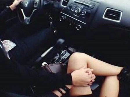 Từ vụ 3 cô gái bị cưỡng hiếp: Tranh luận lối sống ham giàu