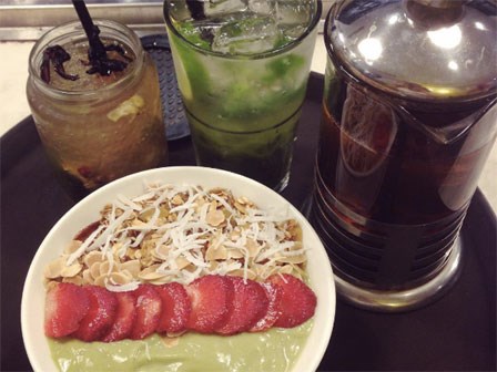 Nắng muốn xỉu thế này, ăn gì ở Hà Nội để bớt nóng đây?