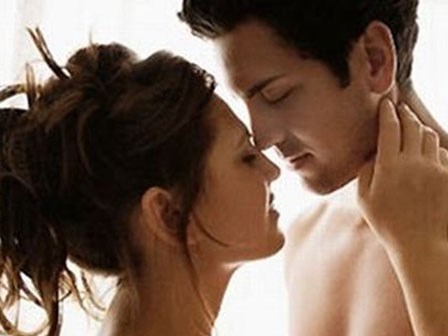 Cay đắng phát hiện bạn trai tuyệt vời hóa ra lại chỉ như “trai bao” của mình!