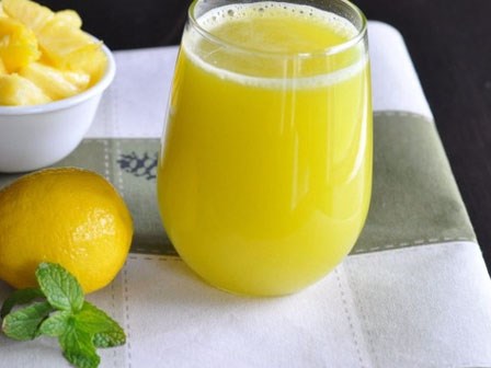 Hỗn hợp nước ép dứa chữa ho hiệu quả gấp 5 lần siro ho