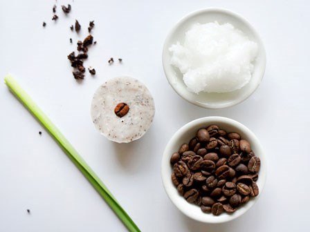 Làn da tràn trề sức sống nhờ mỹ phẩm tự chế an toàn