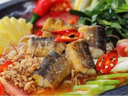 Tháng 6 trời mưa, ăn canh chua lươn là 'hết sẩy'
