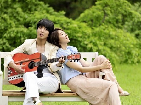 5 lý do bạn nên dừng cập nhật chuyện tình yêu lên mạng xã hội