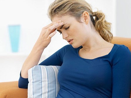 Chồng cũ đưa cả mẹ chồng lên đeo bám cầu xin tôi quay về