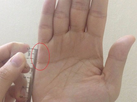 Đoán tuổi lập gia đình, chỉ cần nhìn vào lòng bàn tay