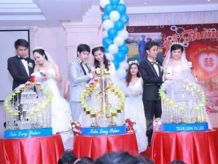 Ba chị em ruột tổ chức chung đám cưới tại Vũng Tàu