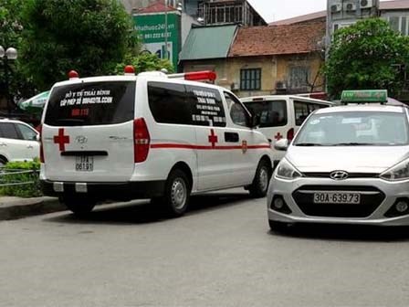 Xe cứu thương ngoại tỉnh phải “mua” bệnh nhân ở Hà Nội?