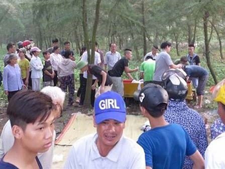 Trời nắng ra đập nước tắm, 3 học sinh chết đuối thương tâm