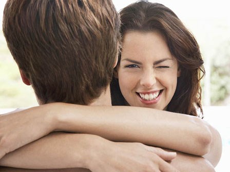 Phụ nữ sẽ hạnh phúc hơn khi “bị” chồng hiểu nhầm chuyện tế nhị, rằng...