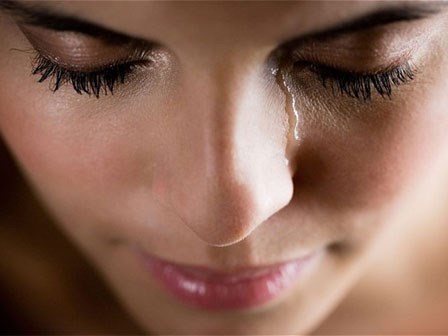 Nước mắt của người vợ có cuộc hôn nhân vẻn vẹn… 1 ngày