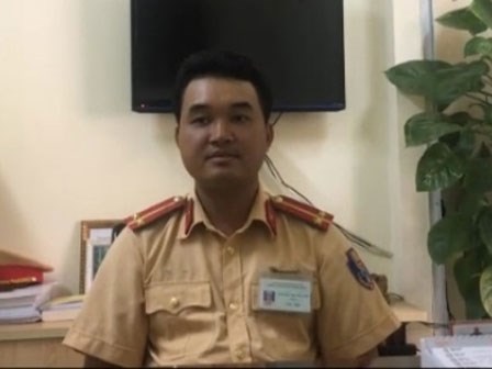 Video: Trung úy CSGT 