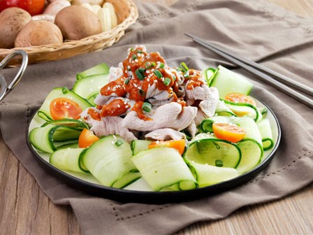 Chắc chắn bạn chưa biết cách luộc thịt siêu tốc mà quá ngon này!