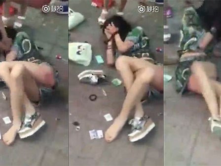 Xôn xao clip đánh ghen: Bồ nhí gào khóc vật vã vì đau đớn, người đi đường dửng dưng
