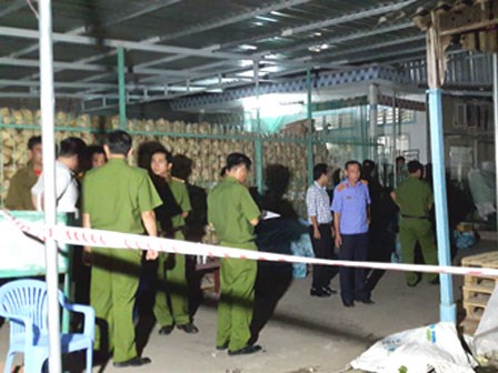 Kinh hoàng bé gái 8 tuổi chết trong bao tải, nghi bị hiếp dâm