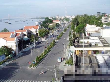 Rùng rợn hành trình trên đất khách tìm con