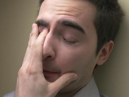 Sau câu nói của vợ ở tòa án, tôi bàng hoàng nhận ra mình đúng là đồ ngốc