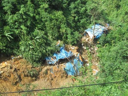 Bị than vùi lấp trong hầm lò, 4 công nhân ở Quảng Ninh tử vong-2