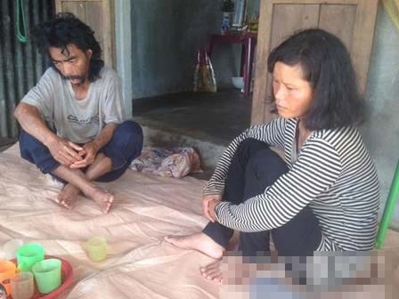 Cậu bé 11 tuổi tự tử vì không có quần áo mới: Cảnh bần hàn cùng cực trong căn nhà lợp tôn