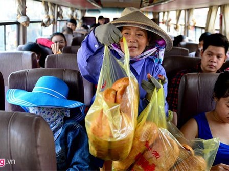 Những người không nghỉ lễ ở Sài Gòn