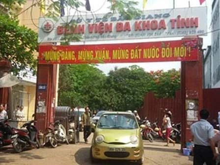 Ghen tuông, vào nhà nghỉ cắt 
