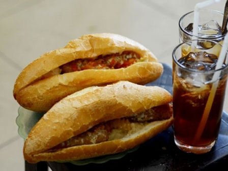 Giải mã tin đồn thói quen ăn sáng bằng bánh mì có thể gây ung thư vú: Nghe chuyên gia phân tích, bạn sẽ phải thay đổi thói quen sống gấp-4