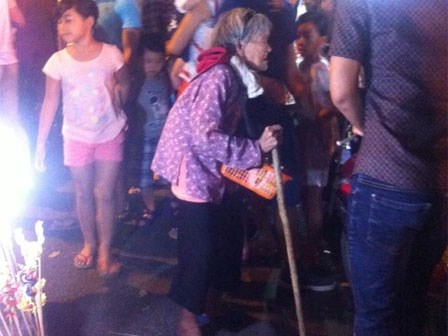 Hình ảnh trên phố Hàng Mã khiến ta phải lặng mình suy ngẫm
