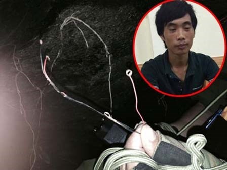 Nghi phạm giết 4 người dùng “độc chiêu” sạc pin điện thoại trong rừng