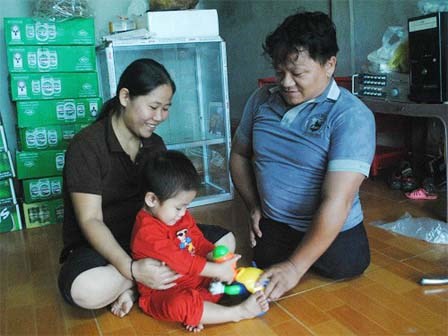 Cảm phục hai mảnh ghép khuyết tật vượt qua nghịch cảnh cuộc đời